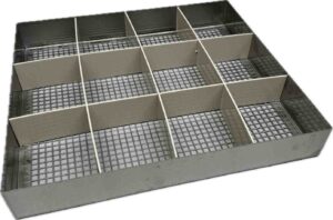 A05 Fine mesh basket with 12 compartments