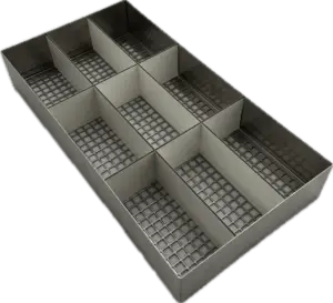 A09 Fine mesh basket ½ with 9 compartments